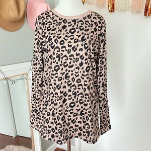 Long sleeve cheetah tee